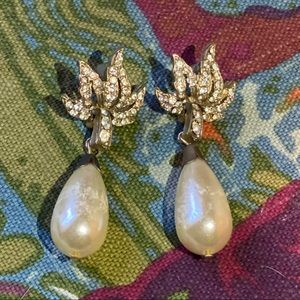 Vintage costume ‘Pearl’ earrings